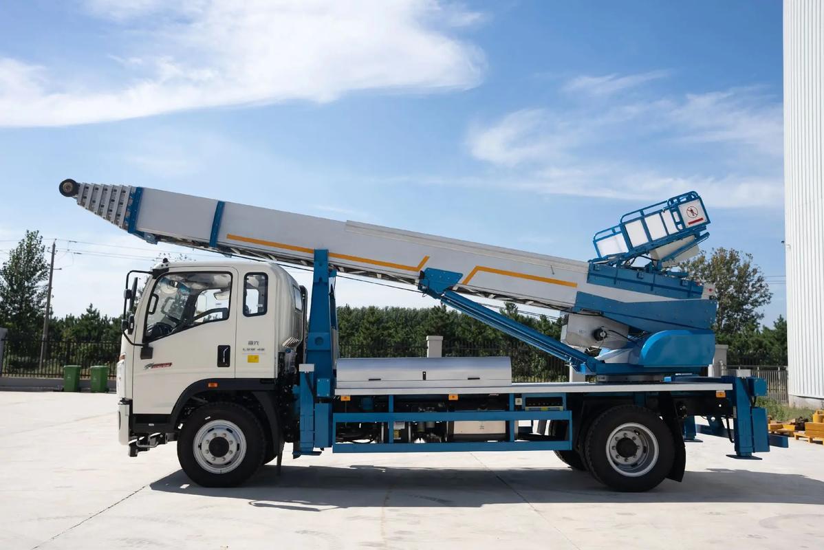 淮安清江浦云梯上料车租赁费用